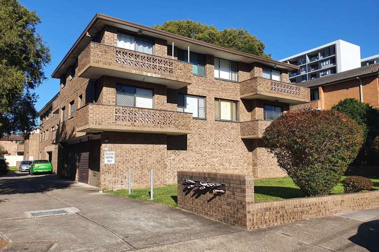 Main view of Homely unit listing, 4/9-11 Doodson Avenue, Lidcombe NSW 2141