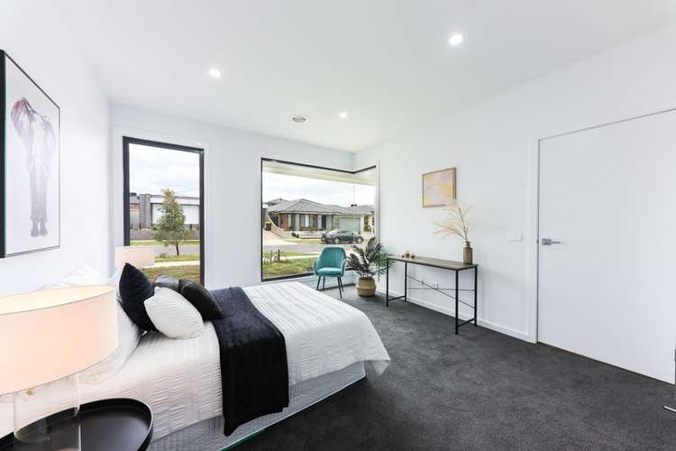 Fifth view of Homely house listing, 15 Denbigh Loop, Mickleham VIC 3064