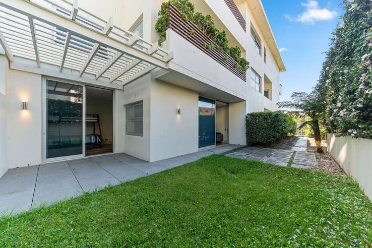 Second view of Homely apartment listing, 3/2 Ian Street, Rose Bay NSW 2029