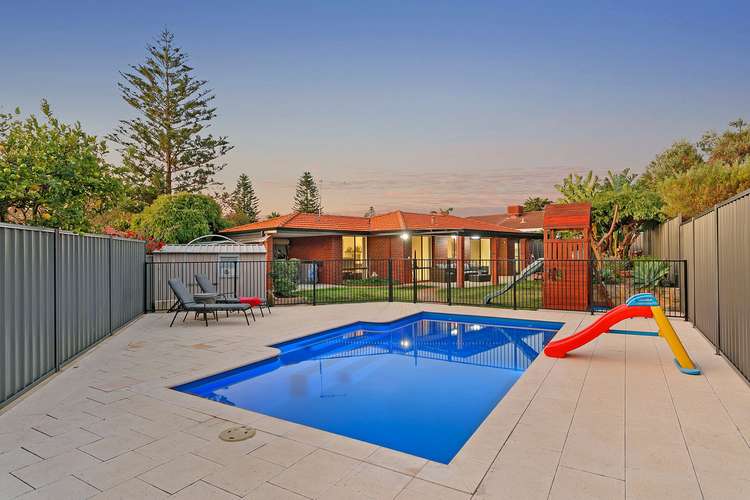 Second view of Homely house listing, 7 Galant Close, Kallaroo WA 6025