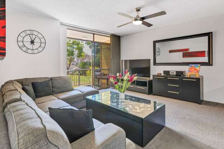 Main view of Homely apartment listing, 3/29 Oak Avenue, Surfers Paradise QLD 4217