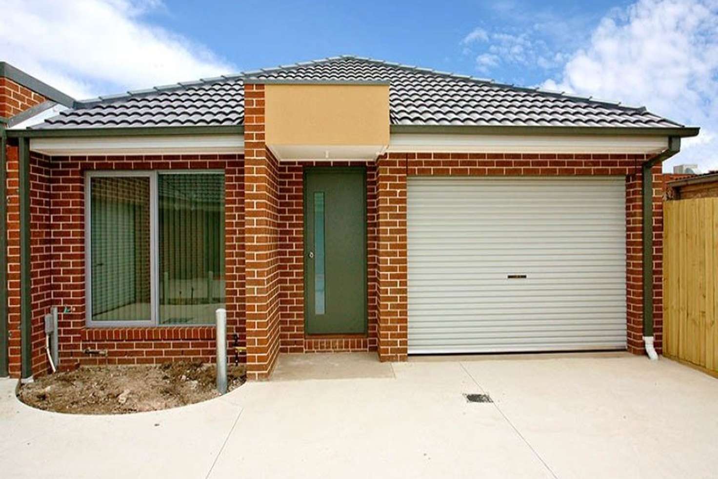 Main view of Homely unit listing, 1/8 York Street, Sunshine VIC 3020
