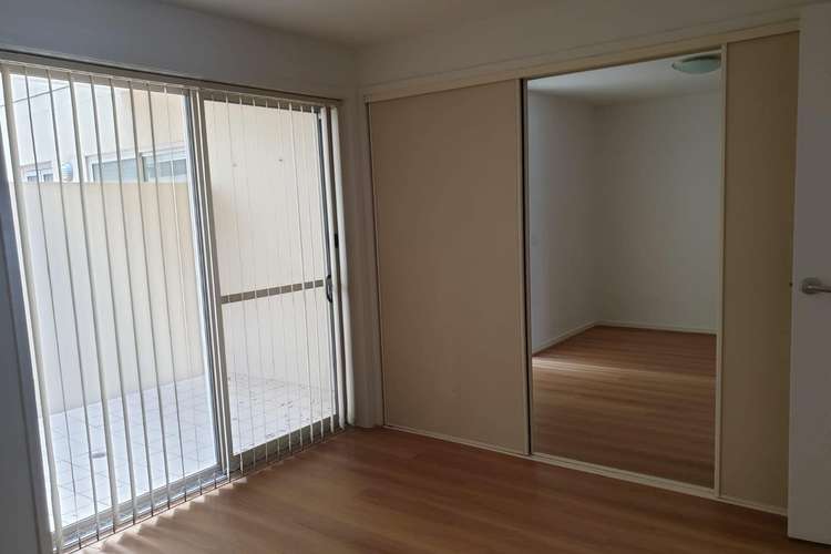 Fifth view of Homely apartment listing, 2/17-21 Blackwood Street, North Melbourne VIC 3051