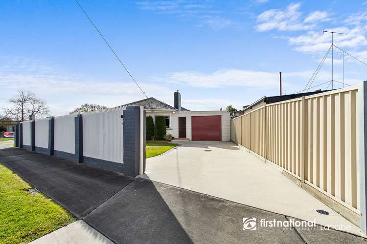 Second view of Homely house listing, 7 Sara Court, Traralgon VIC 3844