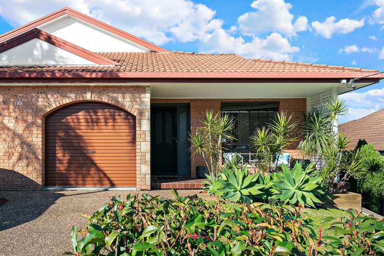 Main view of Homely unit listing, 2/135 Floraville Road, Floraville NSW 2280