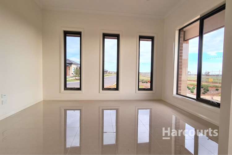 Third view of Homely house listing, 7 Carisbrook Place, Strathtulloh VIC 3338