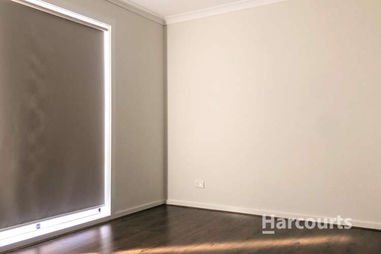Fifth view of Homely house listing, 6 Jasper Way, Strathtulloh VIC 3338