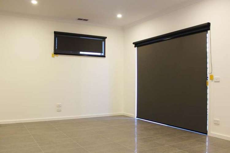 Third view of Homely townhouse listing, 5/635-637 Ballarat Road, Albion VIC 3020