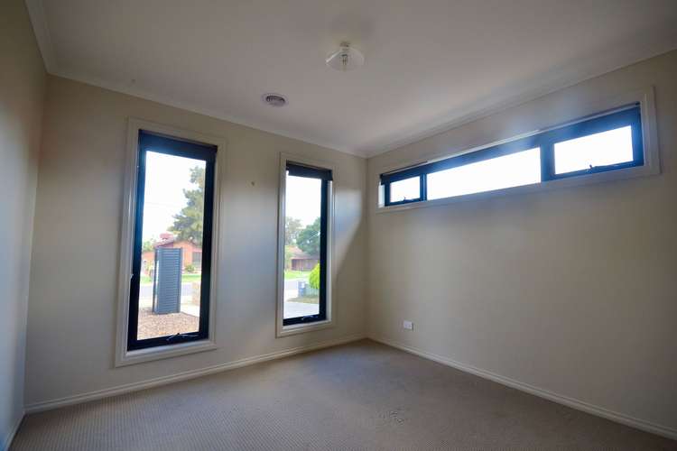 Third view of Homely house listing, 1/39A Orlando Street, Eaglehawk VIC 3556
