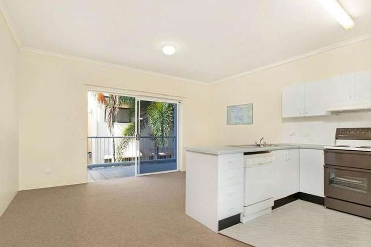 Third view of Homely unit listing, 6/38 Cairns Street, Cairns North QLD 4870