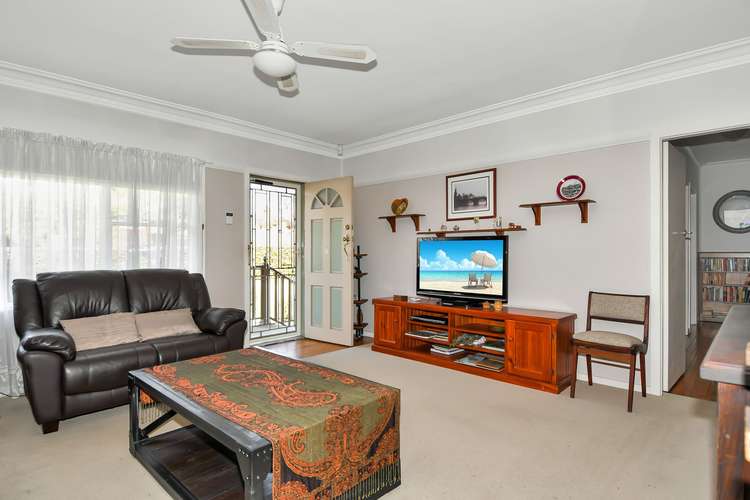 Sixth view of Homely house listing, 1 Isaacs Street, West Bathurst NSW 2795
