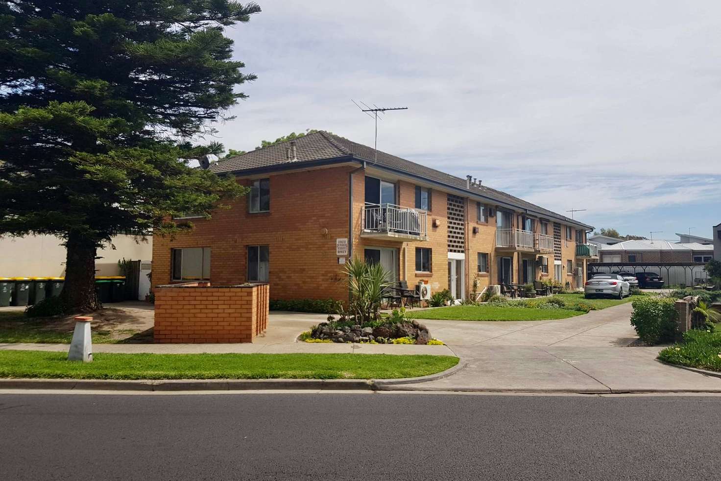 Main view of Homely unit listing, 4/261 The Esplanade, Altona VIC 3018