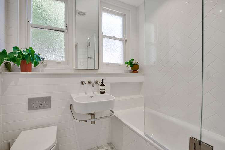 Fourth view of Homely apartment listing, 2/2 Young Street, Vaucluse NSW 2030