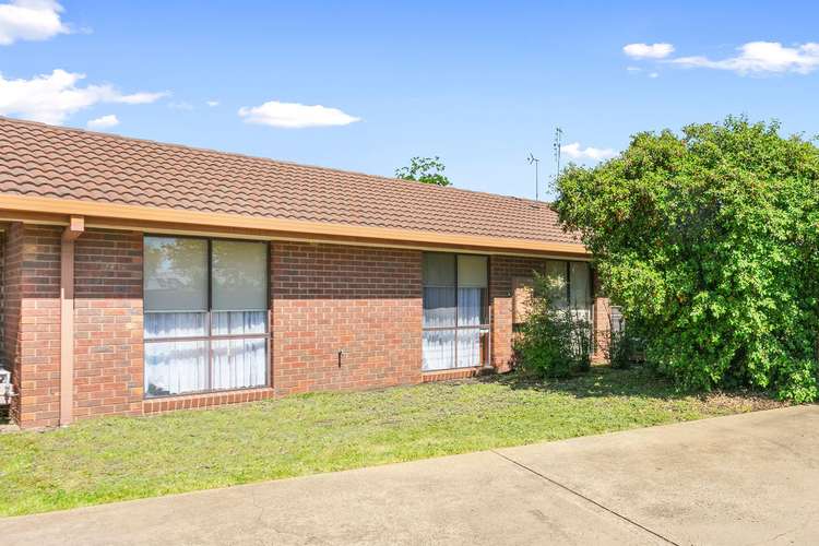 Main view of Homely unit listing, 2/63 Hopetoun Street, Bendigo VIC 3550