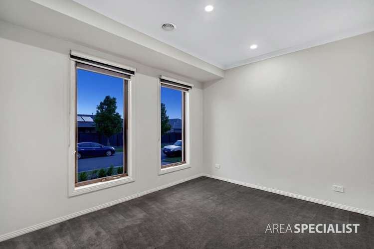 Sixth view of Homely house listing, 15 Paso Grove, Clyde North VIC 3978
