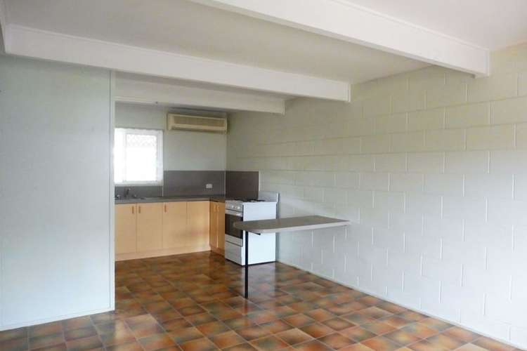 Fourth view of Homely unit listing, 2/40 Valley Street, North Mackay QLD 4740