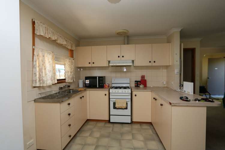Third view of Homely unit listing, 2/11 Jean Street, Maryborough VIC 3465