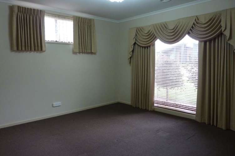 Fifth view of Homely house listing, 32 Graduate Place, Traralgon VIC 3844
