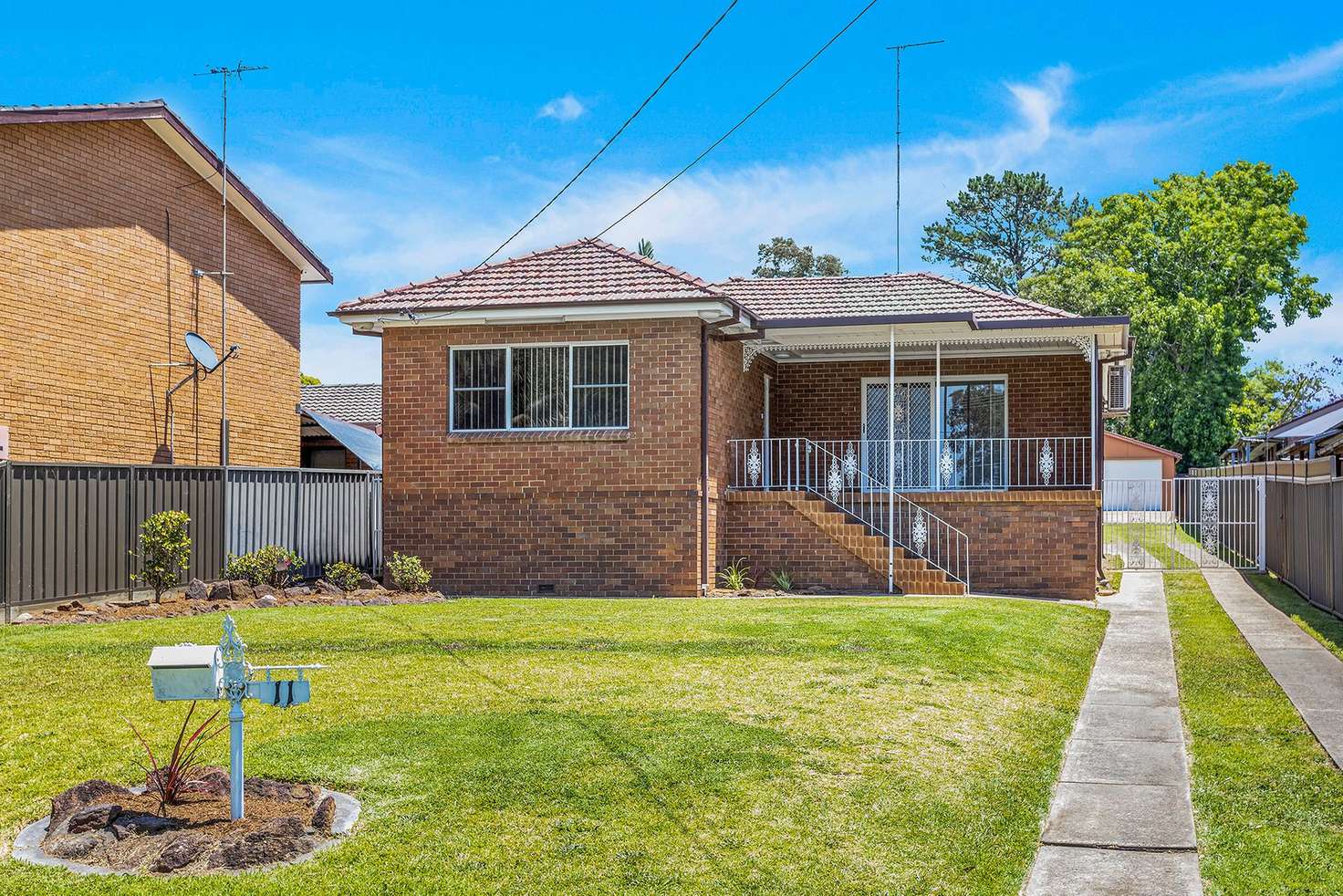 Main view of Homely house listing, 11 Dameeli Avenue, Kirrawee NSW 2232