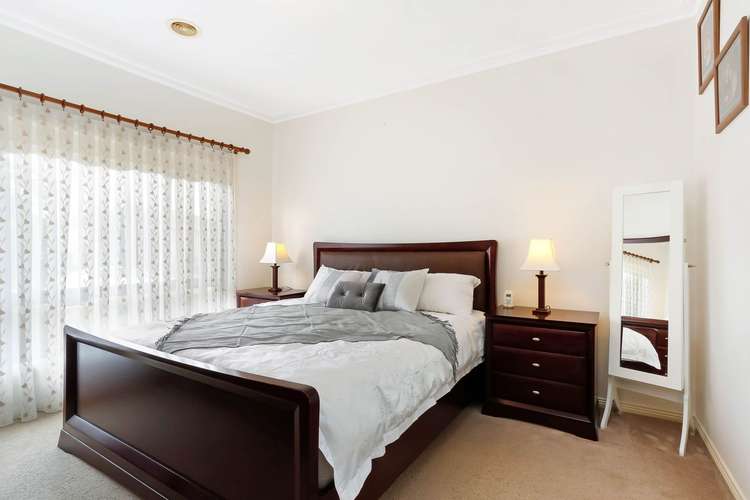 Sixth view of Homely house listing, 7 Colchester Circuit, Roxburgh Park VIC 3064