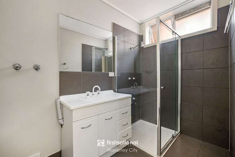Fifth view of Homely unit listing, 2/24 Shirley Avenue, Glen Waverley VIC 3150