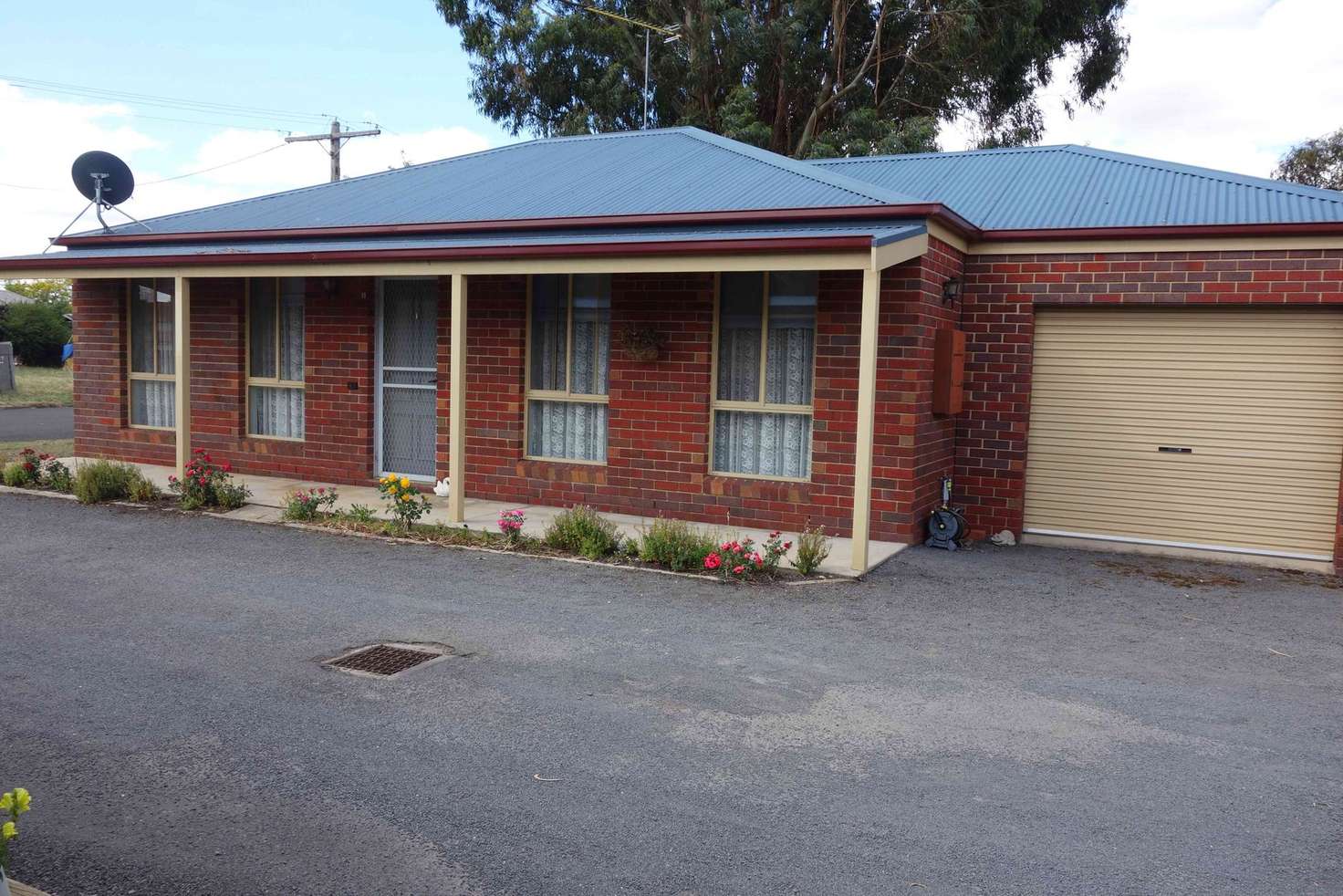 Main view of Homely unit listing, 1/8-10 McKean Street, Maryborough VIC 3465