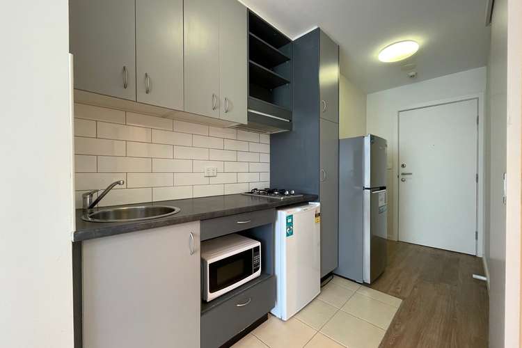 Second view of Homely apartment listing, 13/17 Park Street, Hawthorn VIC 3122