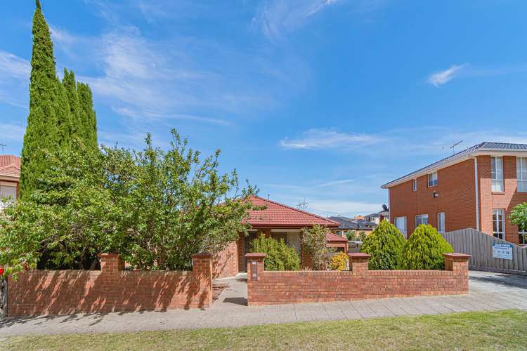 10 Stillwell Crescent, Roxburgh Park VIC 3064