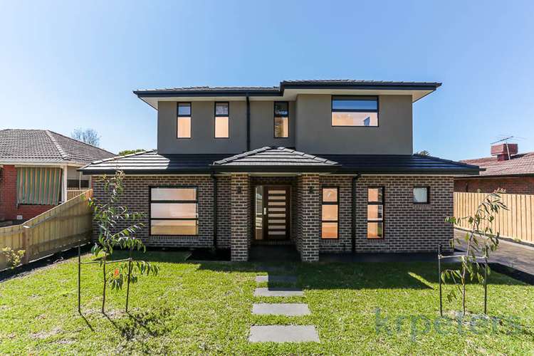 Main view of Homely townhouse listing, 1/126 Watsons Road, Glen Waverley VIC 3150