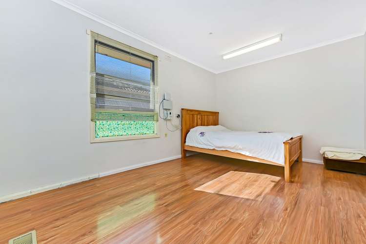 Fourth view of Homely house listing, 8 Toongabbie Court, Keysborough VIC 3173