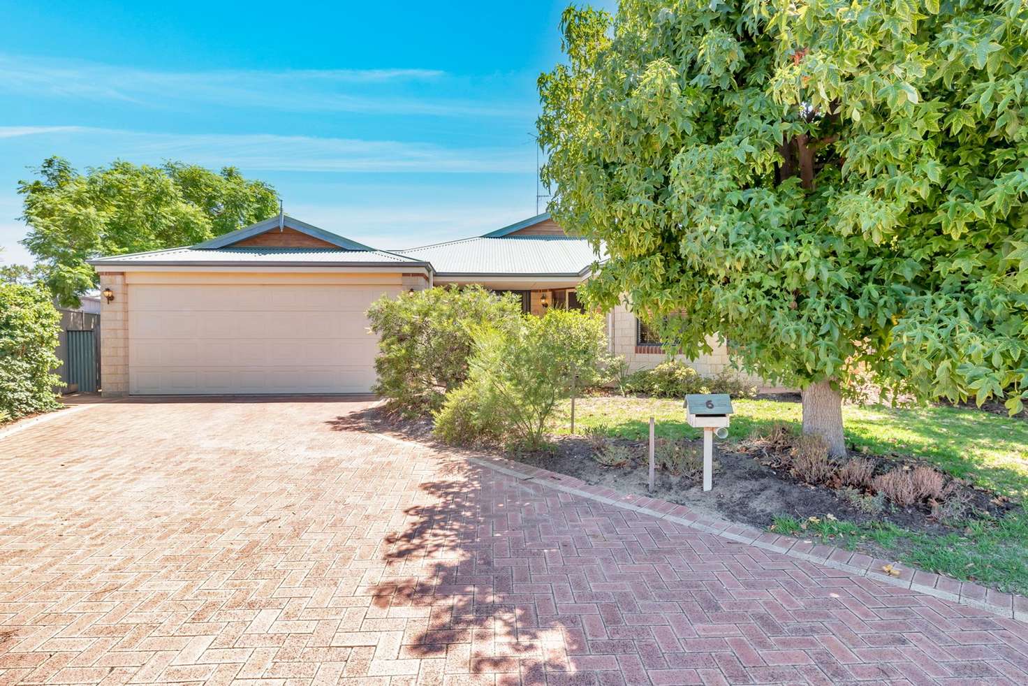 Main view of Homely house listing, 6 Monarch Place, Wannanup WA 6210