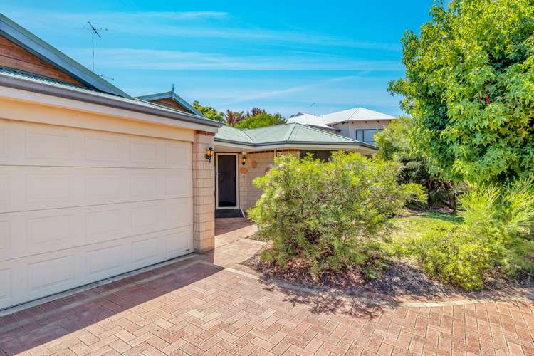 Second view of Homely house listing, 6 Monarch Place, Wannanup WA 6210