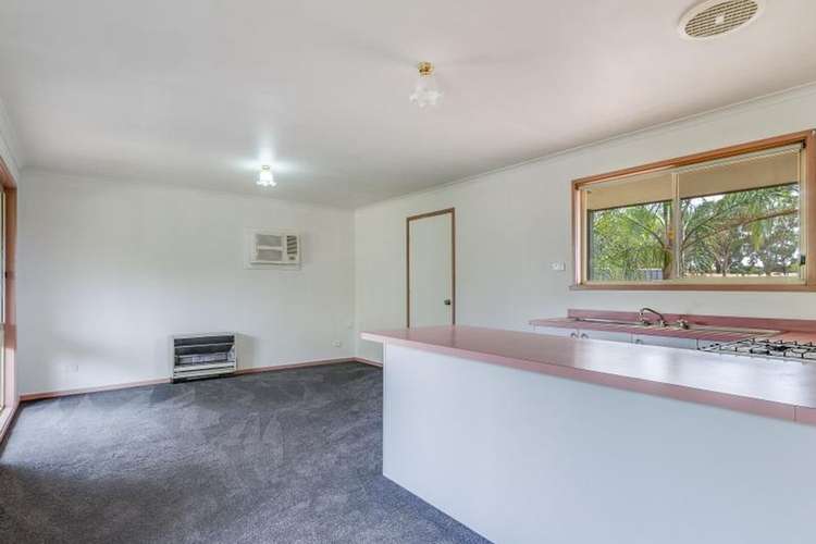 Second view of Homely house listing, 4 Birdwood Close, Eaglehawk VIC 3556