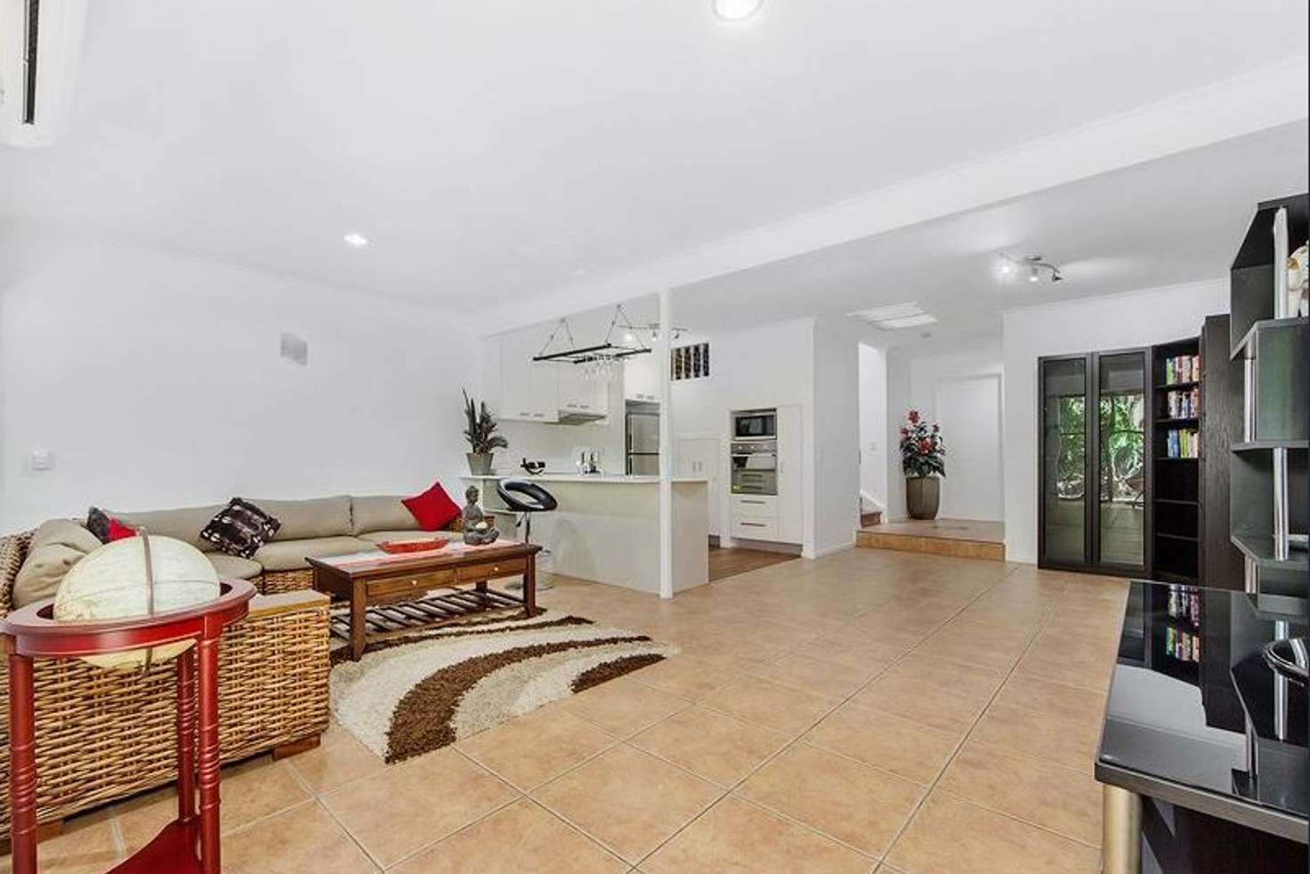 Main view of Homely townhouse listing, 5/7 Wildwood Court, Bundall QLD 4217