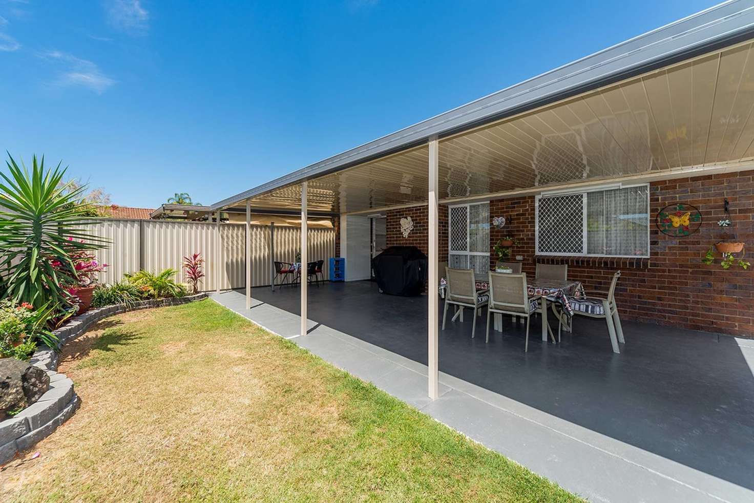 Main view of Homely semiDetached listing, 2/3 Possum Crescent, Coombabah QLD 4216