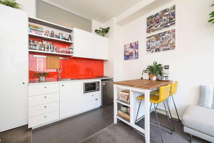 Third view of Homely apartment listing, 111/99 A'beckett Street, Melbourne VIC 3000
