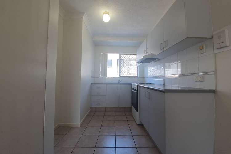 Fourth view of Homely apartment listing, 5/25 Darrambal Street, Chevron Island QLD 4217