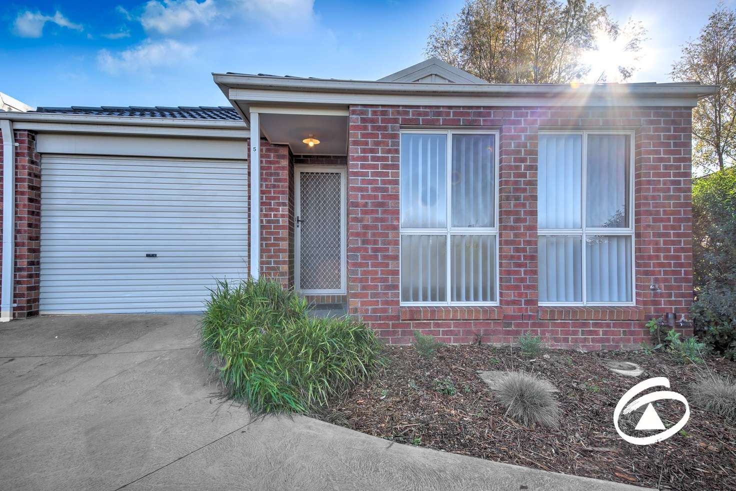 Main view of Homely unit listing, 5/8 McClenaghan Place, Pakenham VIC 3810