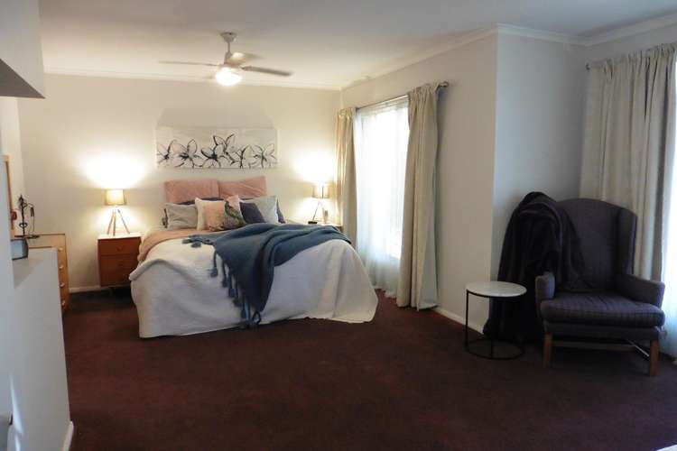 Second view of Homely house listing, 9 Connewarre Close, Manor Lakes VIC 3024