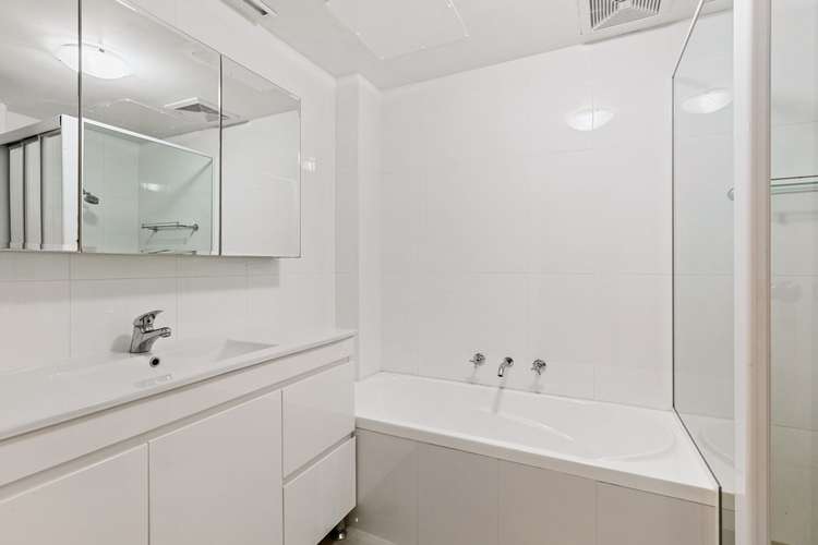 Fifth view of Homely apartment listing, 3/25-29 Devonshire Street, Chatswood NSW 2067