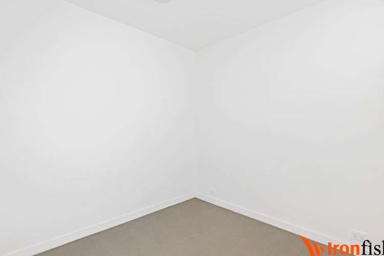 Fourth view of Homely apartment listing, Level13/8 Marmion Place, Docklands VIC 3008