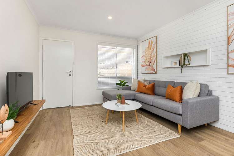 Fourth view of Homely unit listing, 8 Dale Street, Kennington VIC 3550