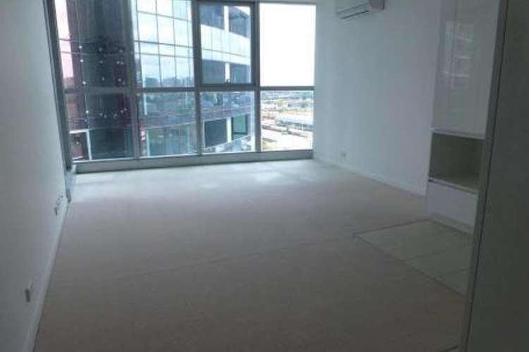 Main view of Homely apartment listing, Level19/241 Harbour Esplanade, Docklands VIC 3008