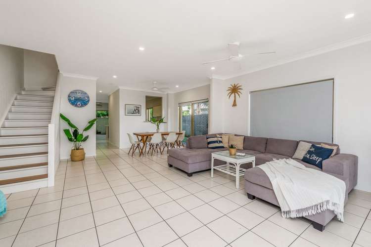 Third view of Homely semiDetached listing, 2/10 Jasmine Avenue, Hollywell QLD 4216