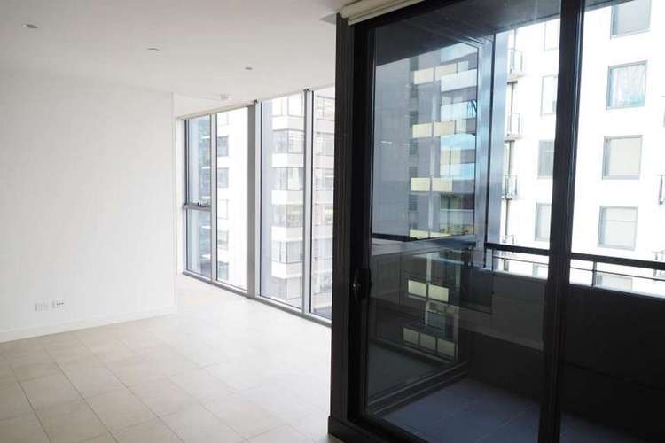 Third view of Homely apartment listing, 513/74 Queens Road, Melbourne VIC 3004