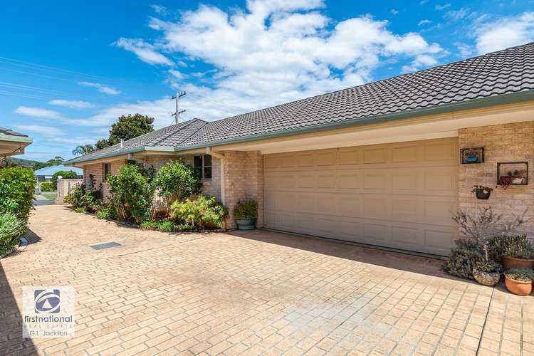 Main view of Homely villa listing, 1/31-33 Murray Street, Booker Bay NSW 2257