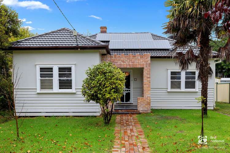 Main view of Homely house listing, 4 Royal Avenue, Kennington VIC 3550