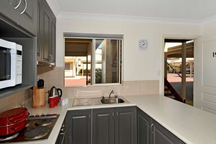 Fourth view of Homely unit listing, 5/1 Lakes Crescent, South Yunderup WA 6208