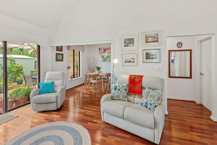 Fourth view of Homely villa listing, 4/6 Alanta Elbow, Dunsborough WA 6281