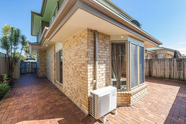 Fifth view of Homely unit listing, 4/12 Fourth Avenue, Bongaree QLD 4507